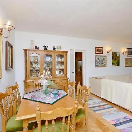 Holiday home Lui Gradac (Split-Dalmatia)